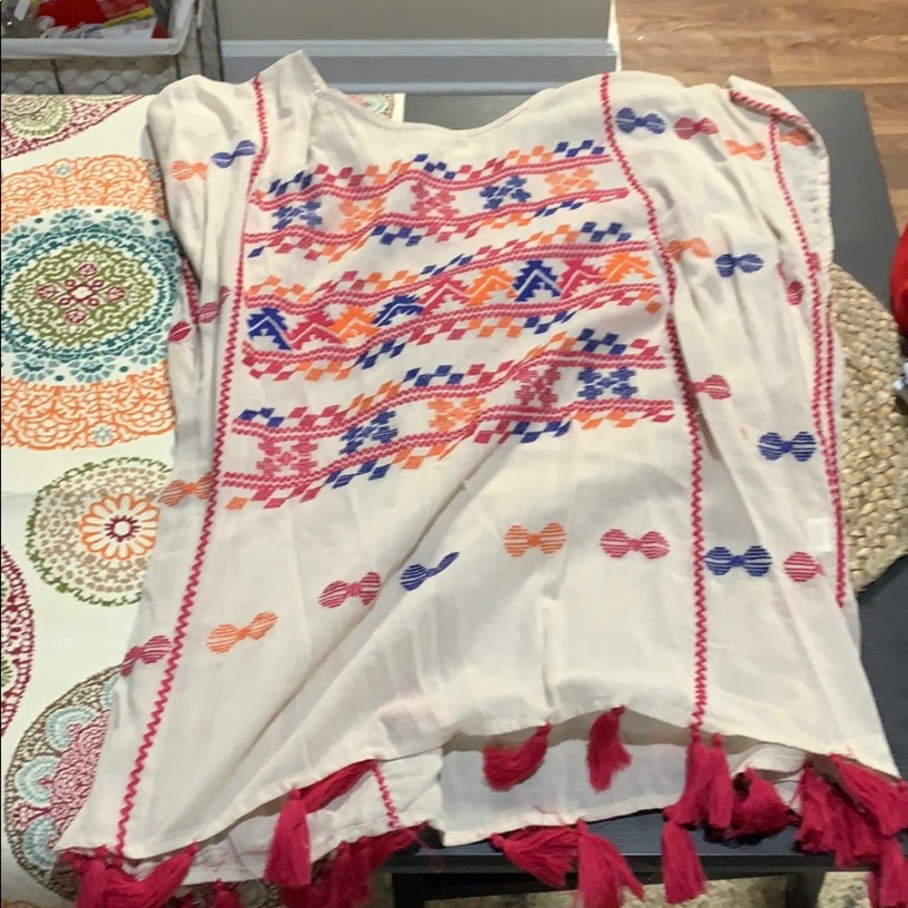 Tribal long top